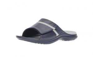 crocs modi sports flip flop review